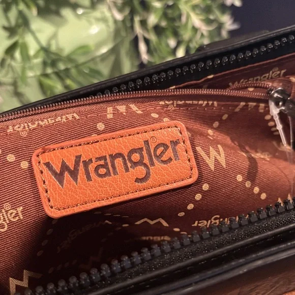 Wrangler Black Tote with Braided Accents - Picture 6 of 9